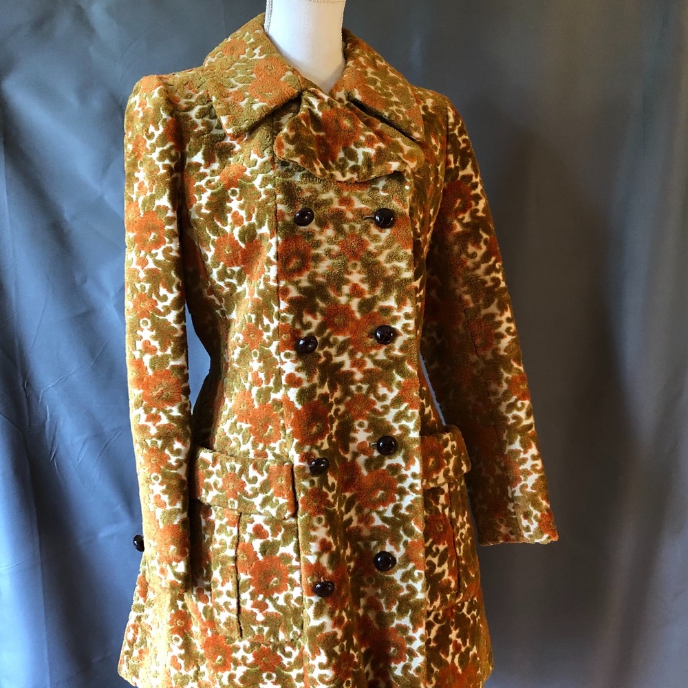 Vintage 70s brocade tapestry coat for Fall, XS